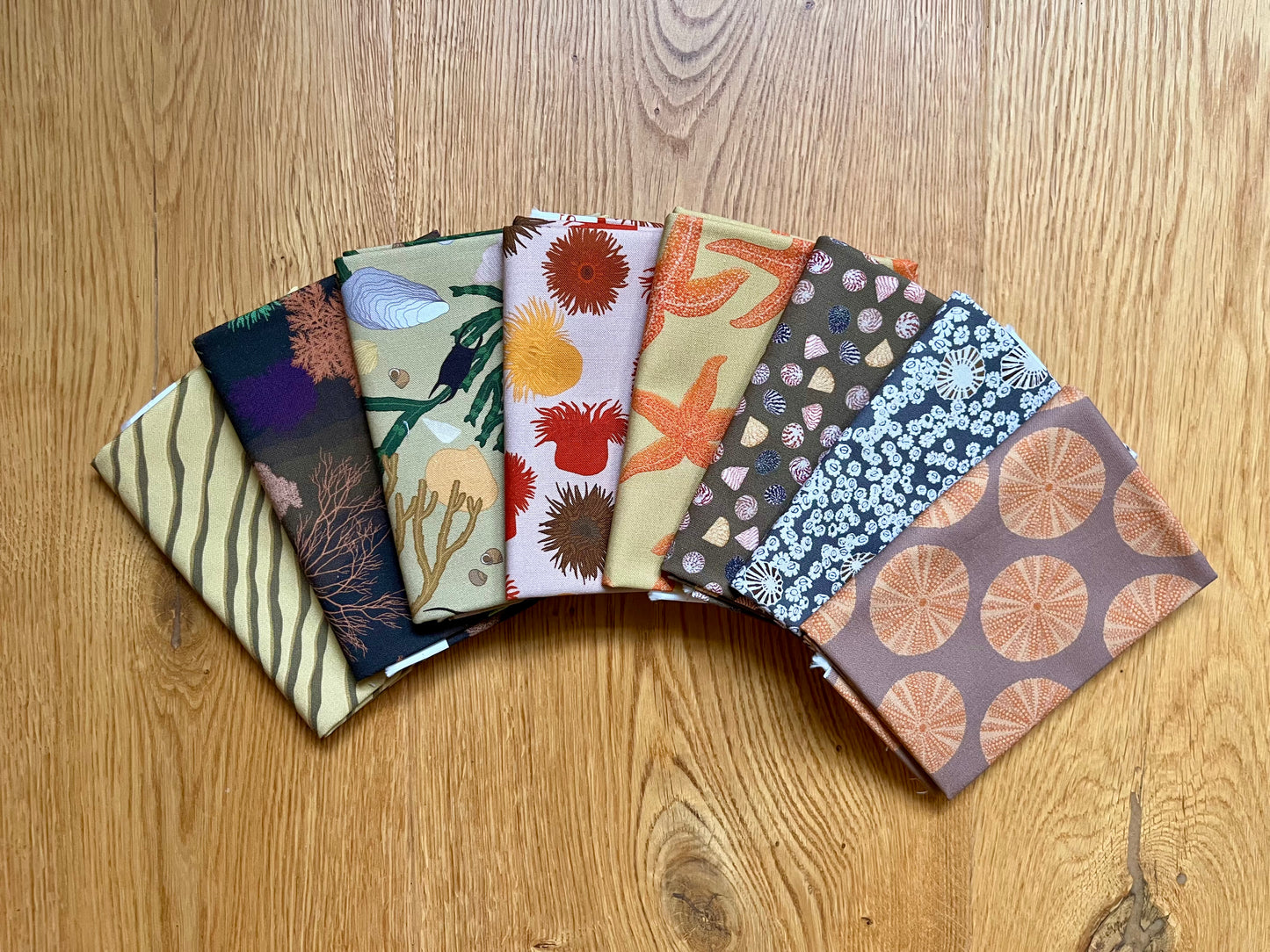 Seashore fat quarter bundle 2, 8 designs, brown, pink and sand