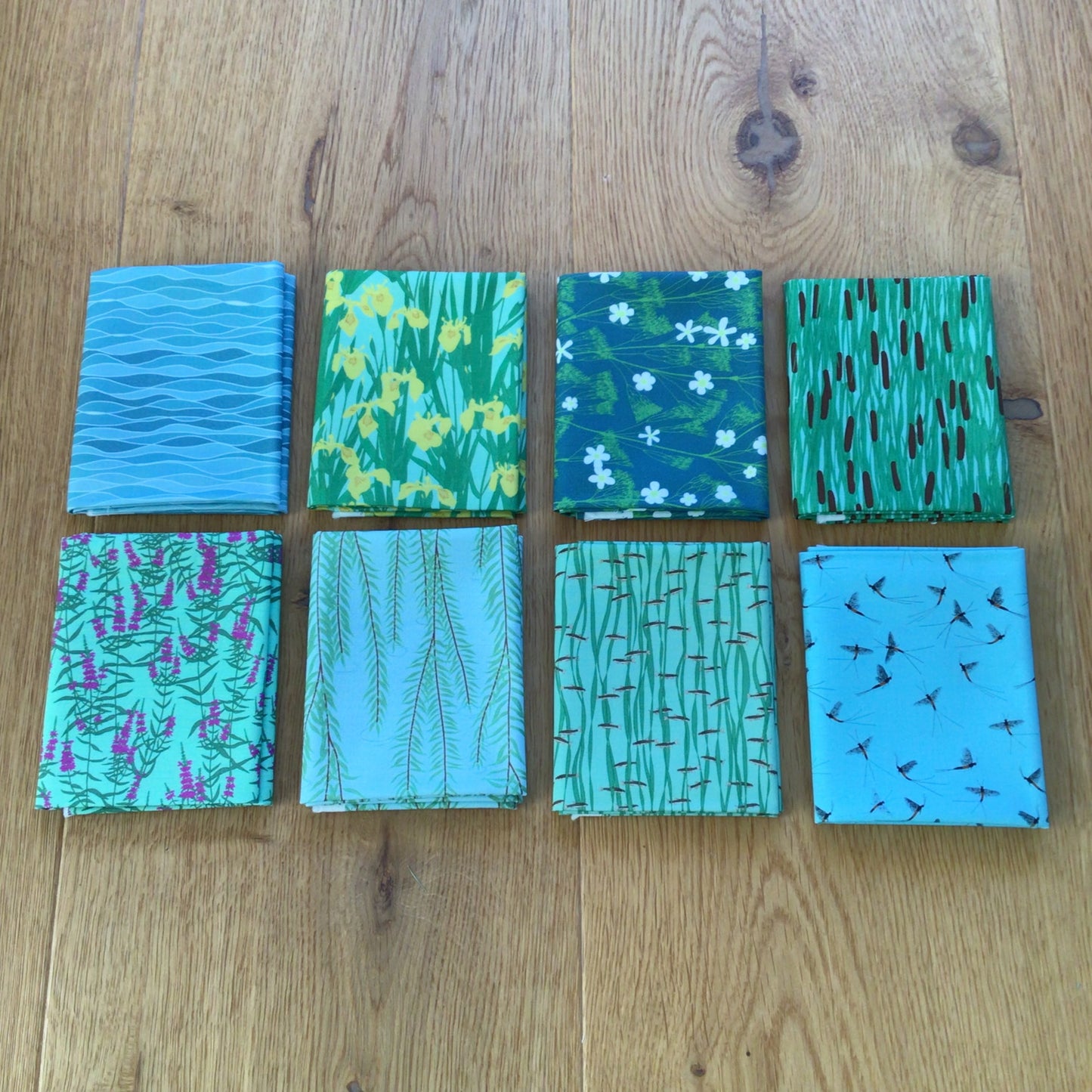 River fat quarter bundle, 8 designs