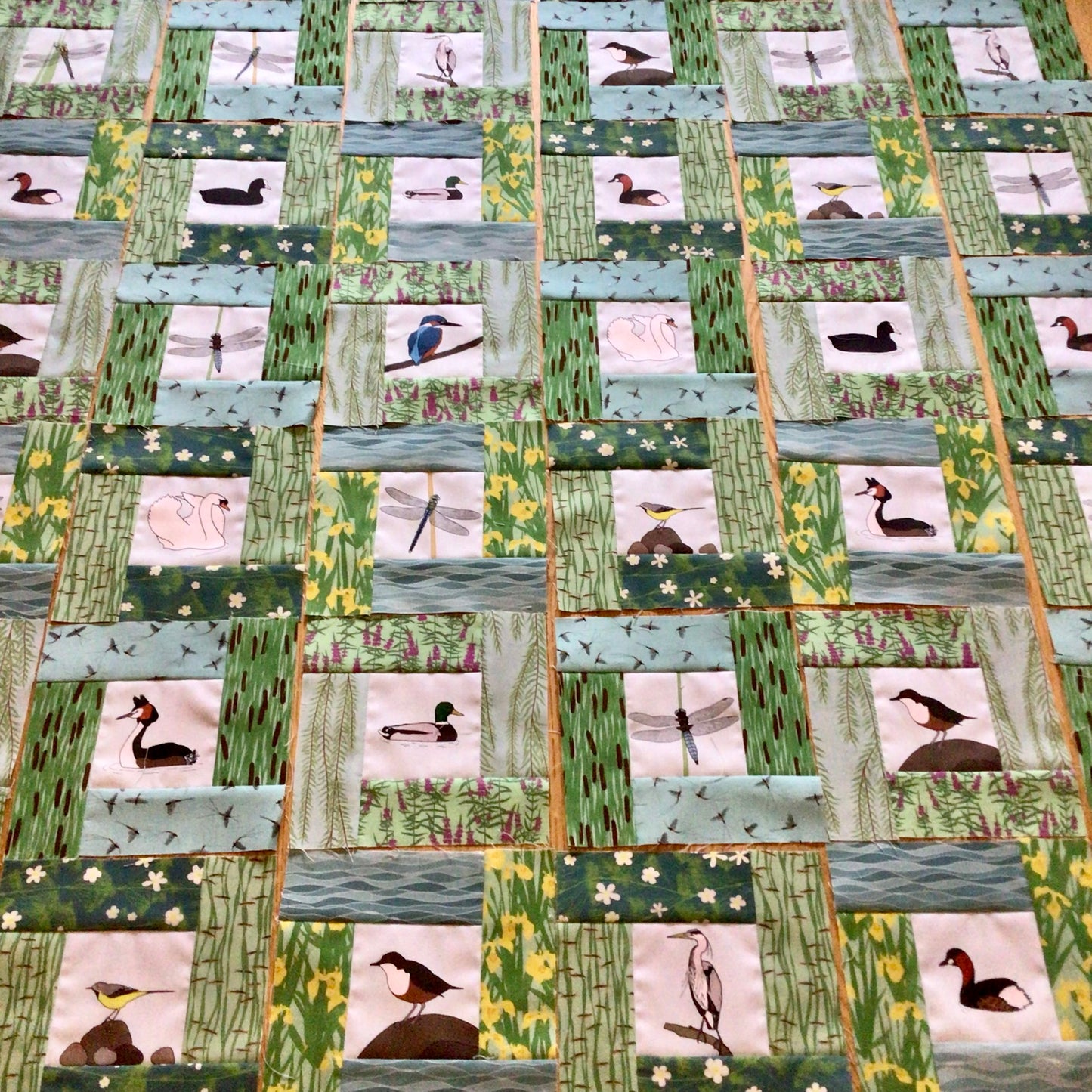 River fat quarter bundle, 8 designs