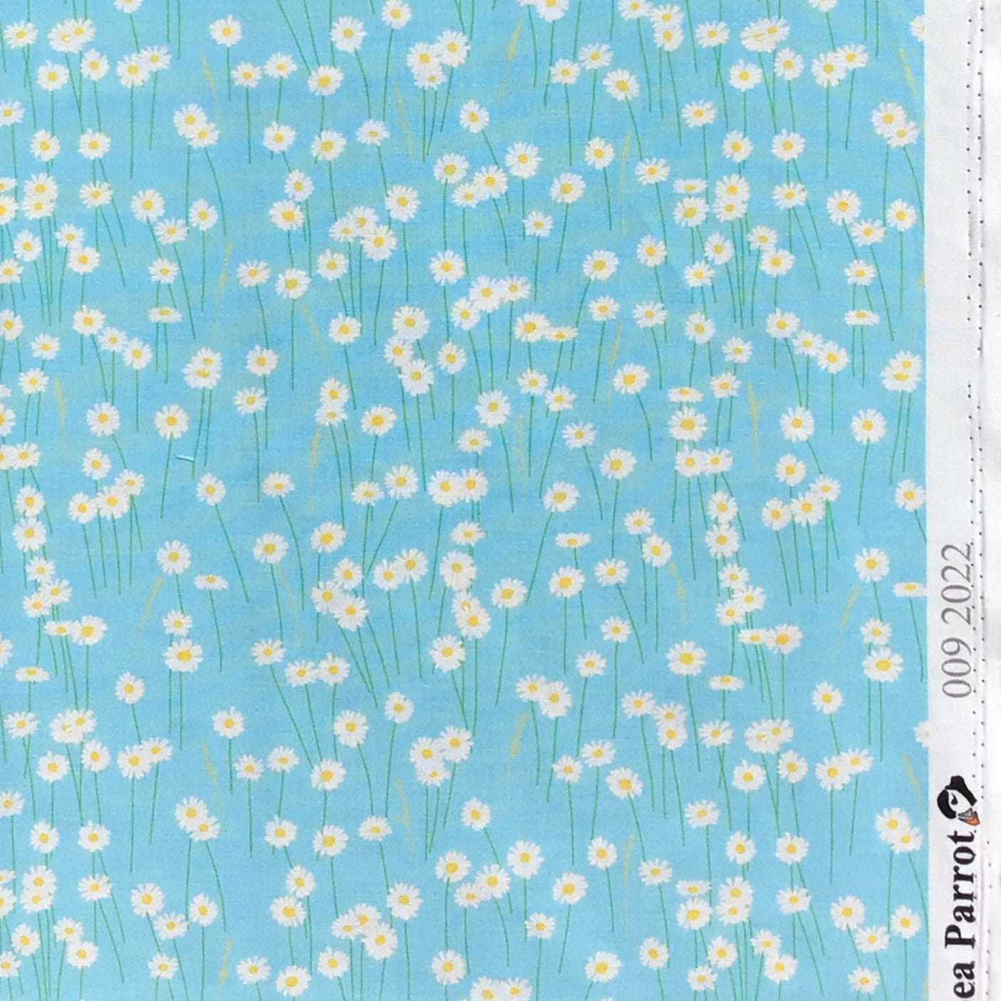 Moon daisies fat quarter