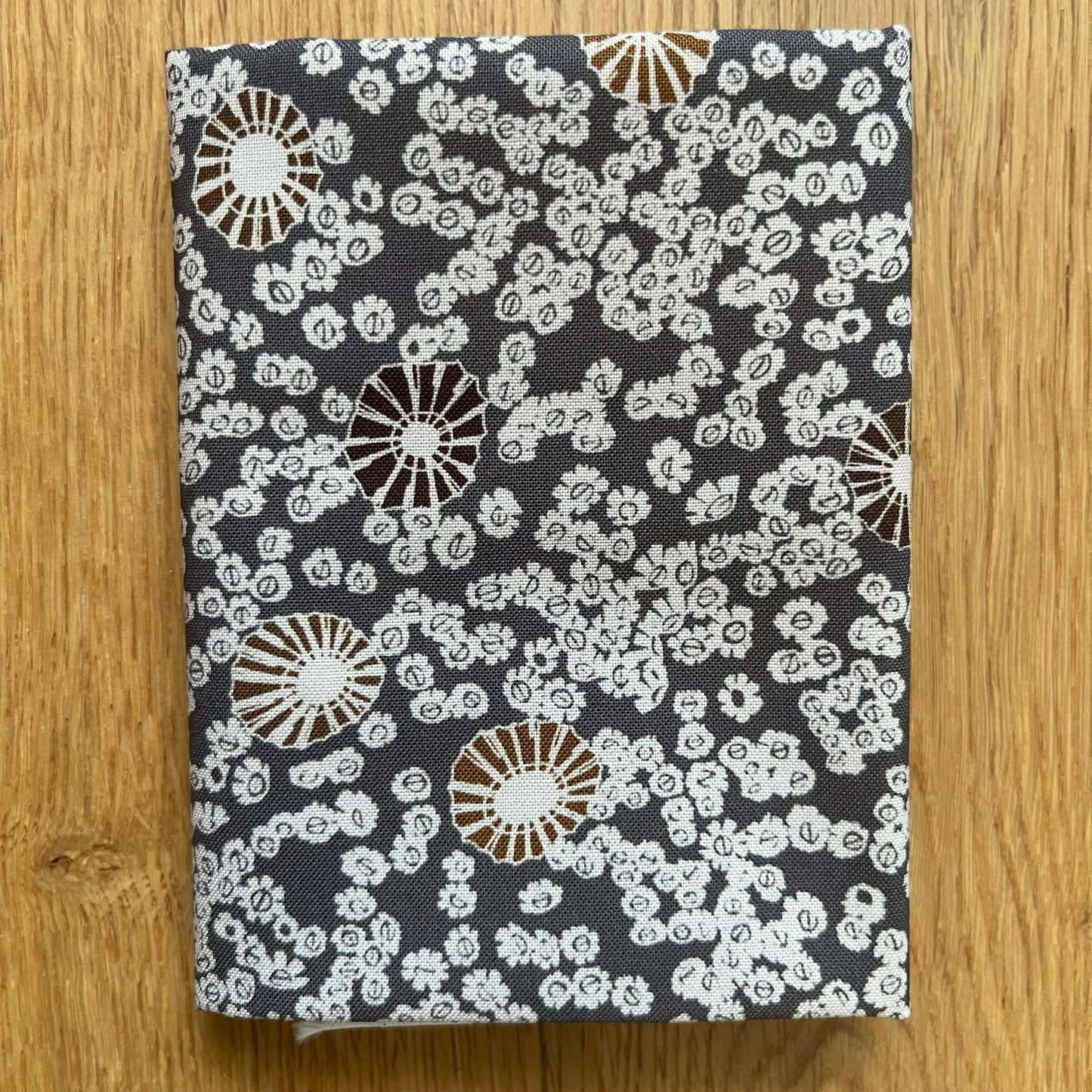 Barnacles and limpets fat quarter - brown background