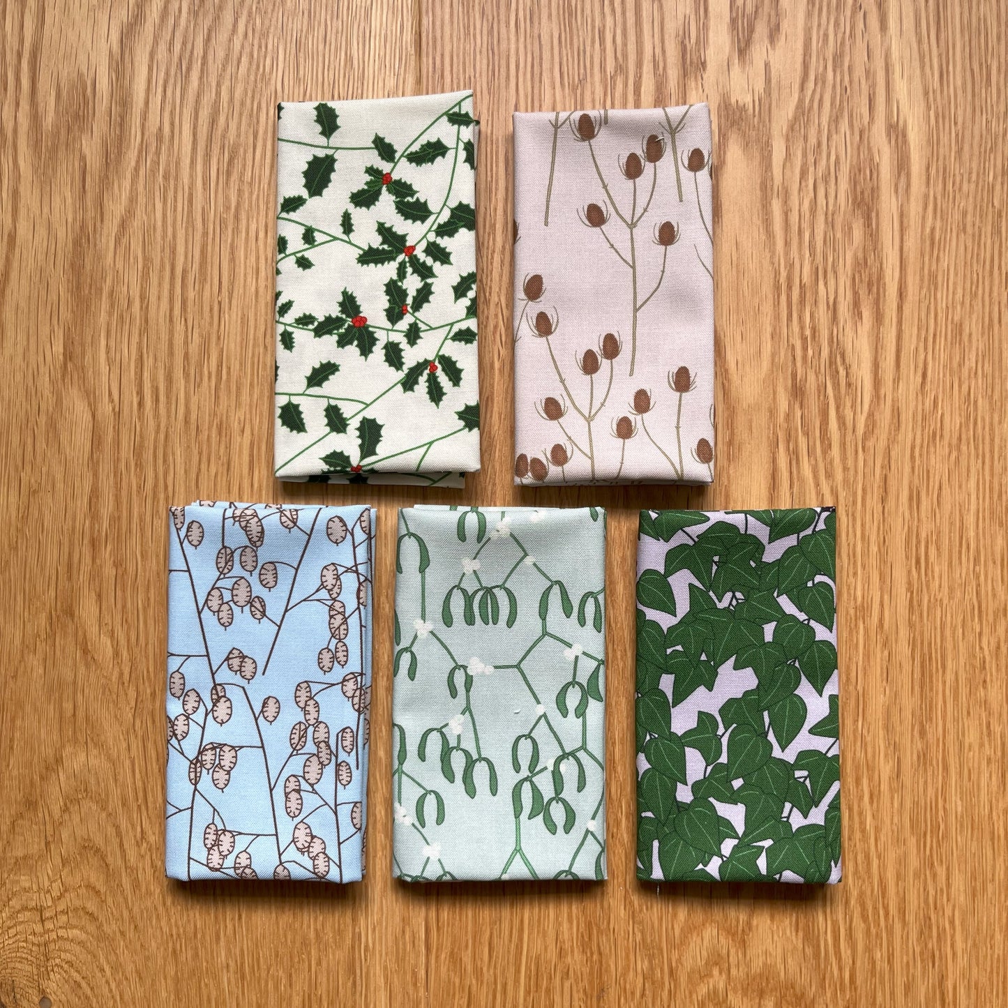 Winter hedgerow fat eighth bundle, 5 designs