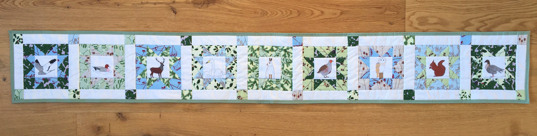 Sawtooth Star table runner