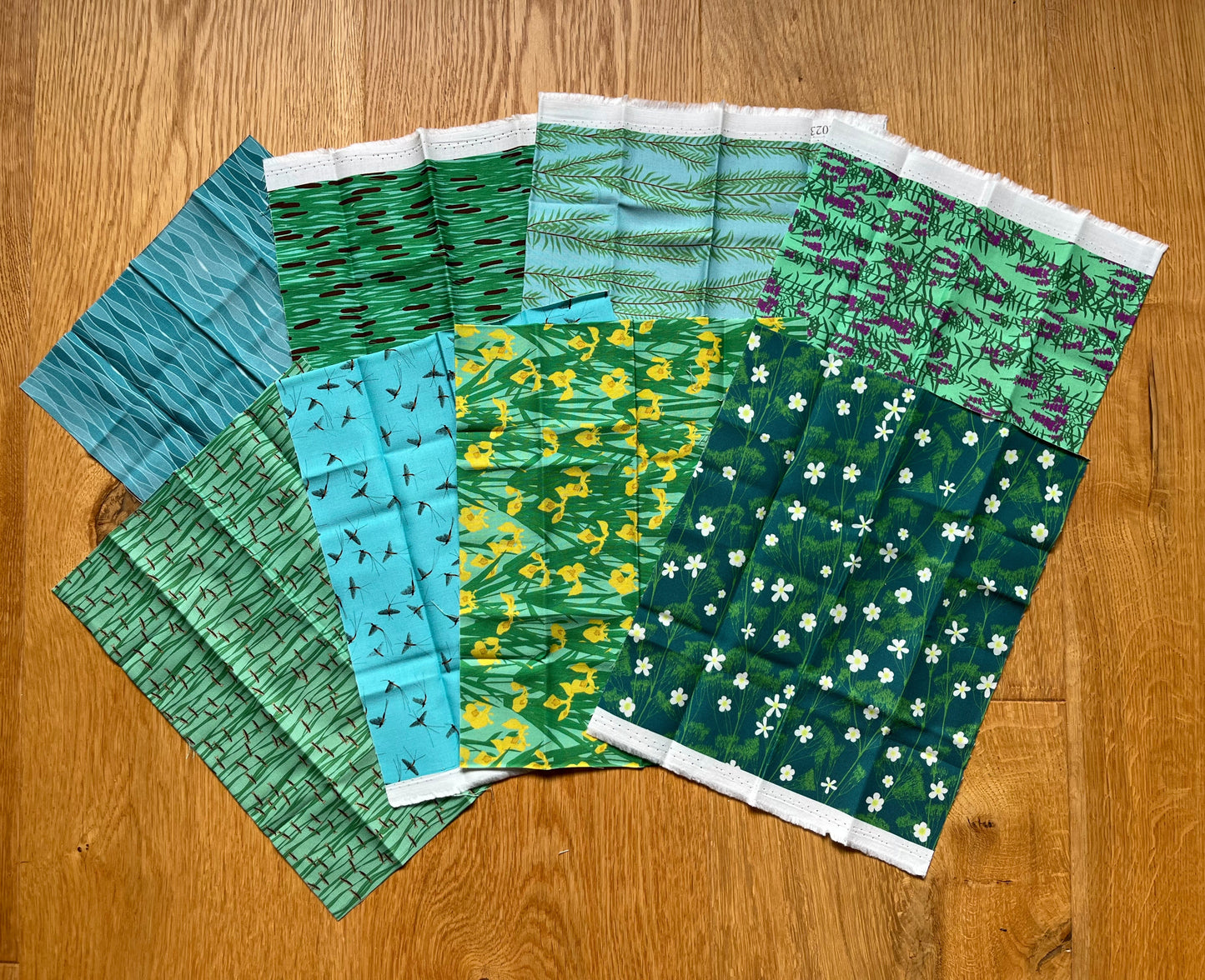 Fat 1/16 set of 8 River fabrics (log cabin and hexie wall hanging)