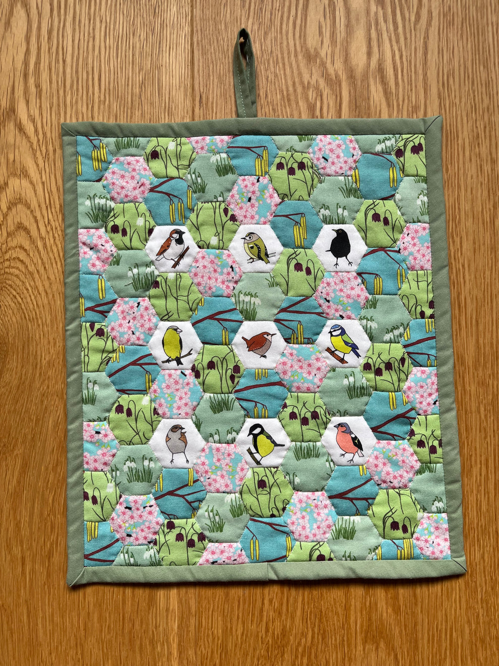 Mini hexie fabric sets – Sea Parrot