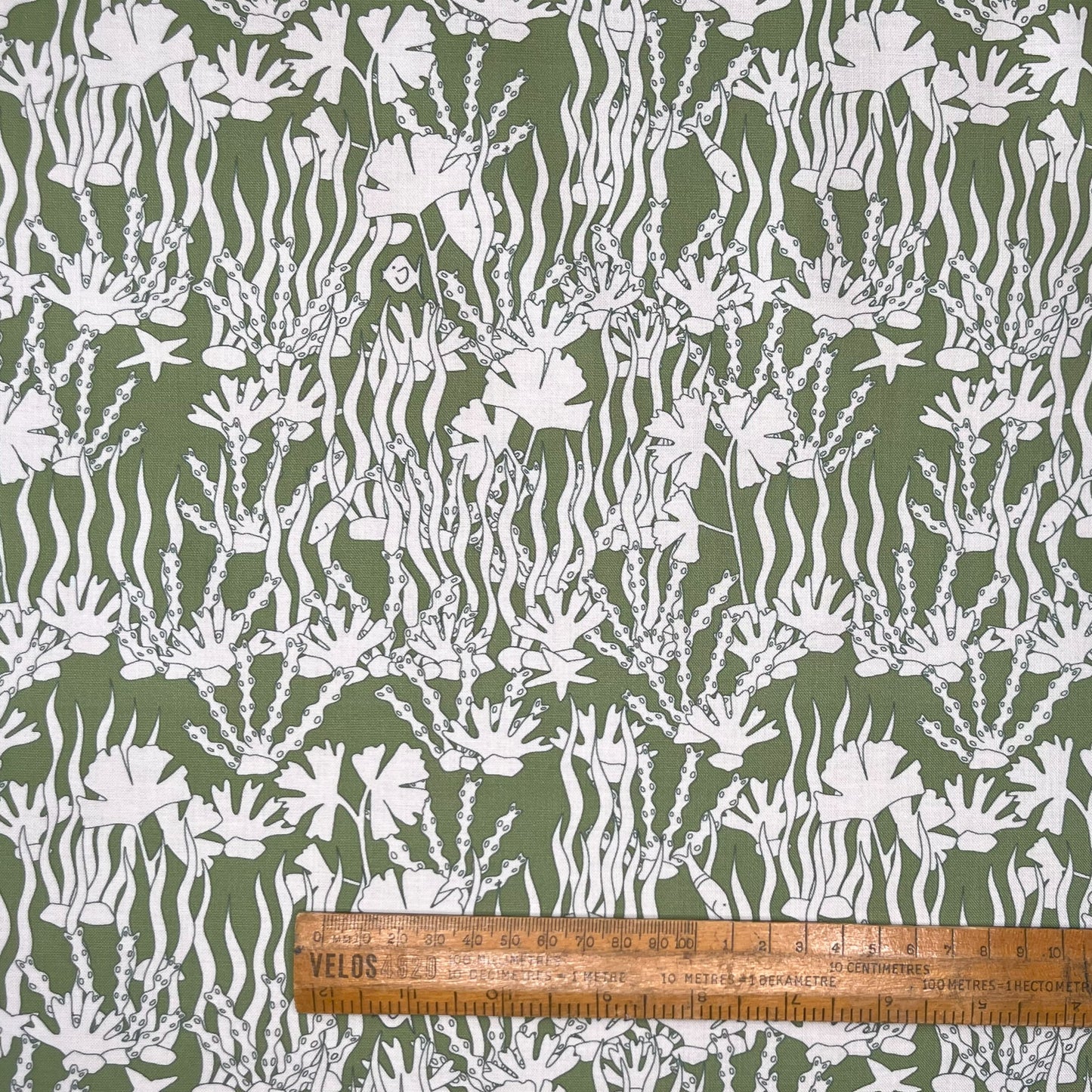 On the seabed fabric fat quarter