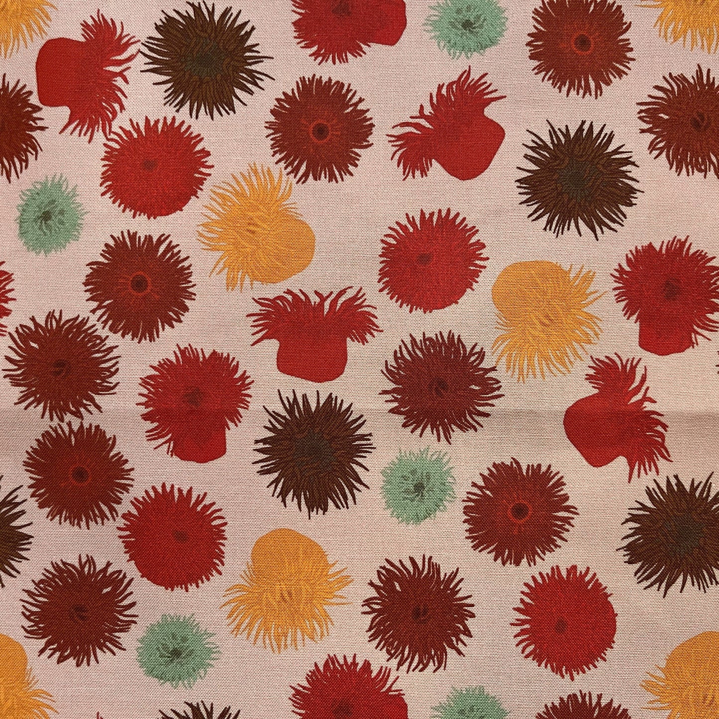 Beadlet anemones fat quarter
