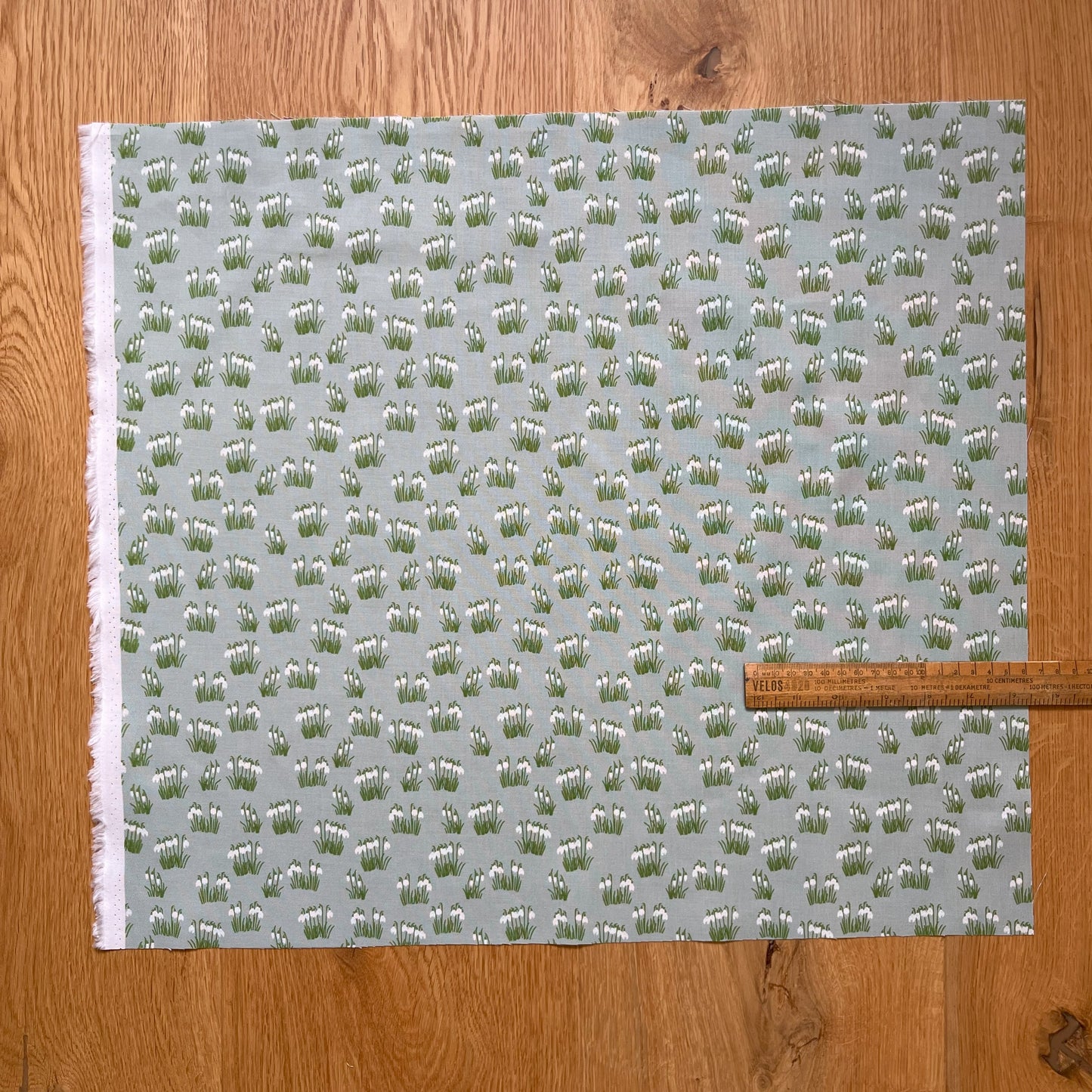 Snowdrop fabric fat quarter