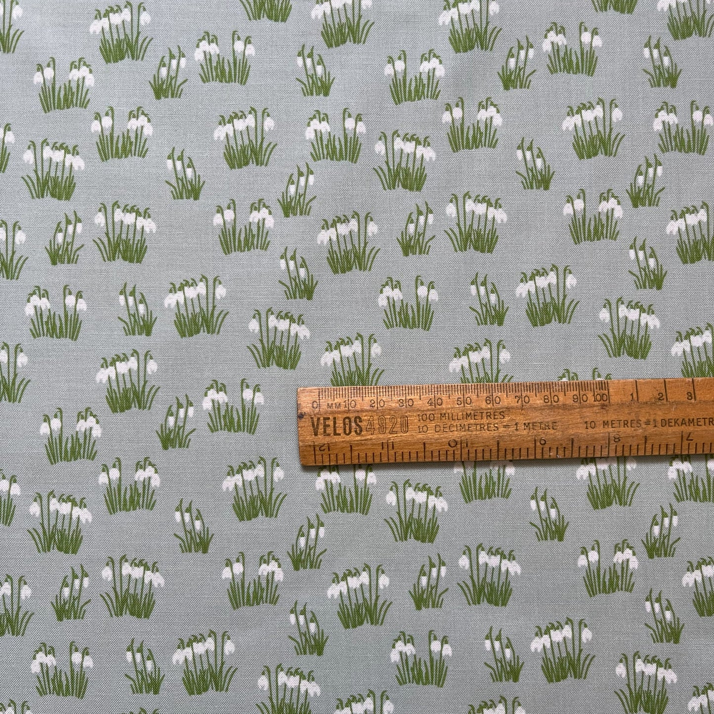 Snowdrop fabric fat quarter