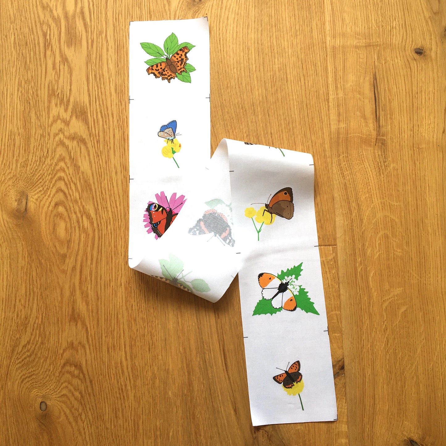 Garden butterflies fabric strip, 9 images